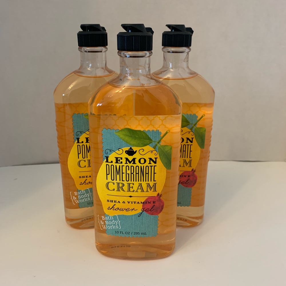 2 10oz Lemon Pomegranate Shower Gels